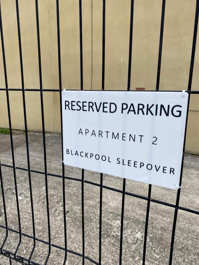 Blackpool Sleepover Apartment 2 Free Parking Sleeps 6 Экстерьер фото